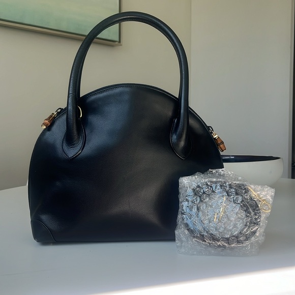 Gucci Black Leather Two Way Bag with Bamboo and Gold (strap included) 100% auth - Picture 4 of 6